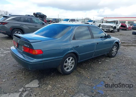 2000 Toyota Camry Le из США, поврежденный, VIN 4T1BG22K1YU988968